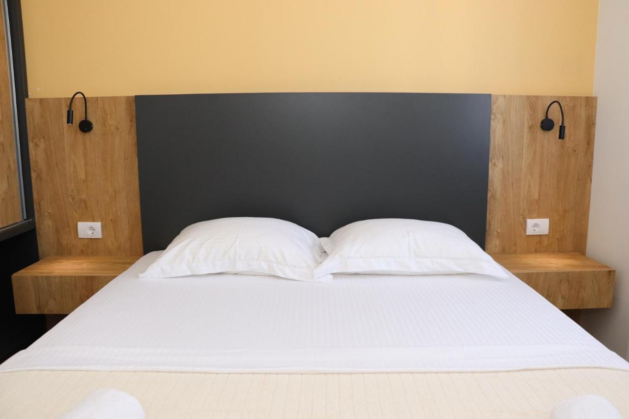 Eagles Apartments & Suites Ulcinj Kültér fotó