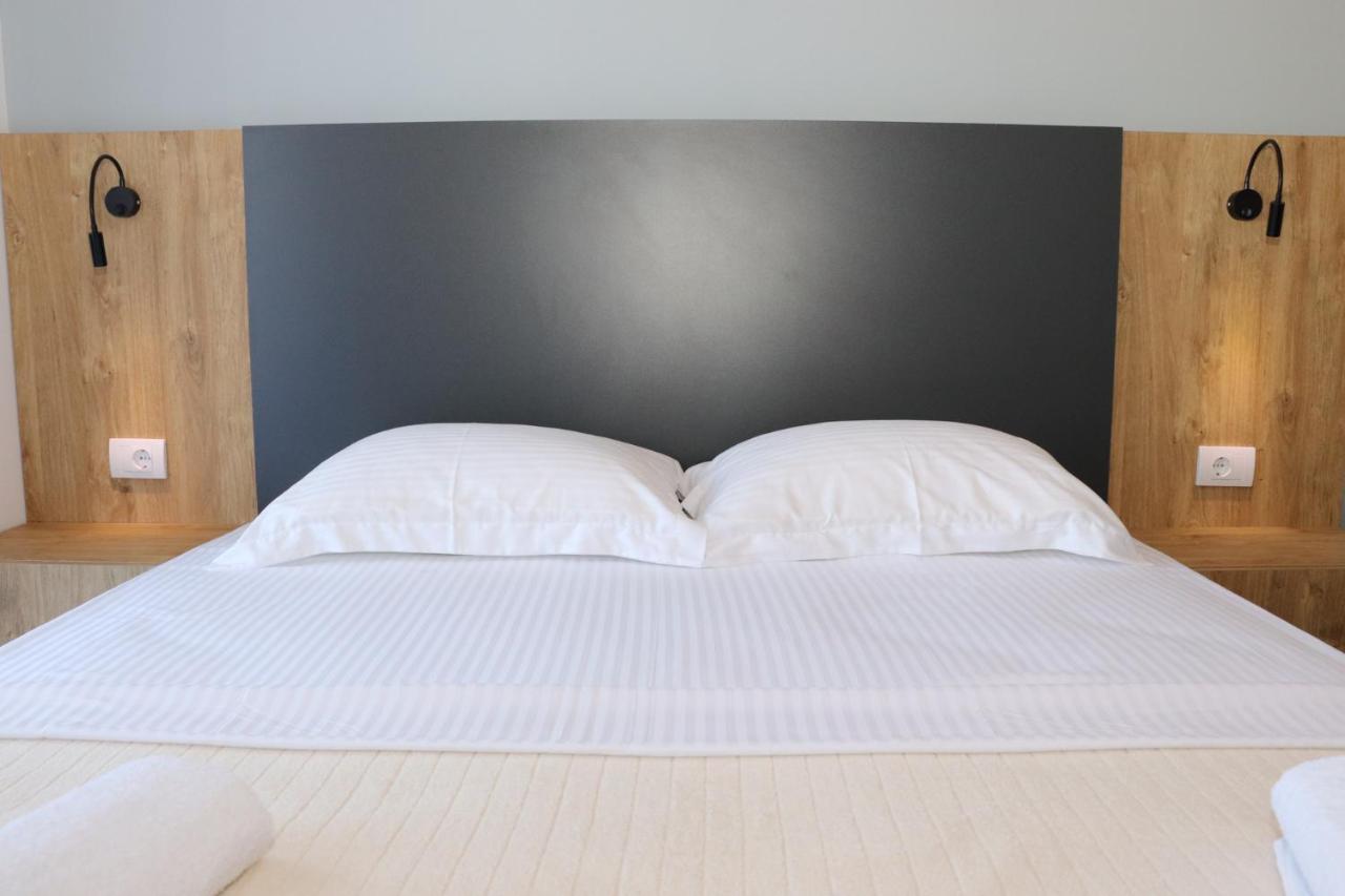 Eagles Apartments & Suites Ulcinj Kültér fotó